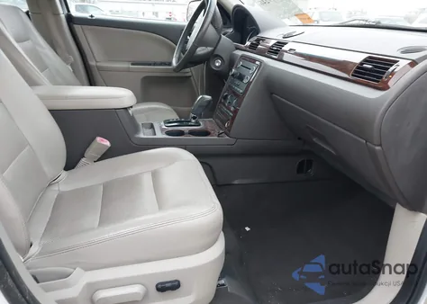 2008 Ford Taurus Sel z USA, uszkodzony, nr VIN 1FAHP24W88G147443